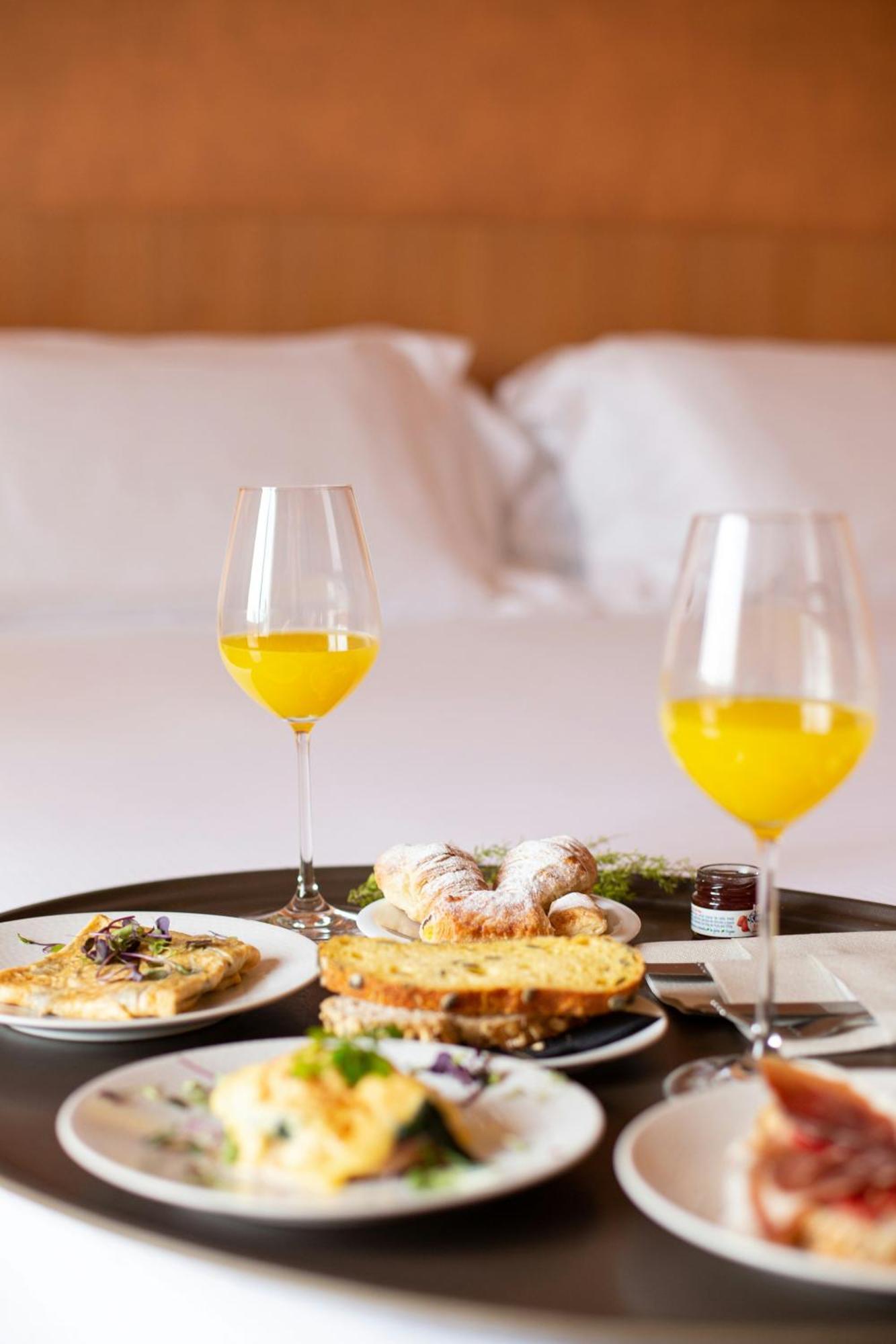Hotel Ambience Plaza Jmd - Delhi Airport Nowe Delhi Zewnętrze zdjęcie